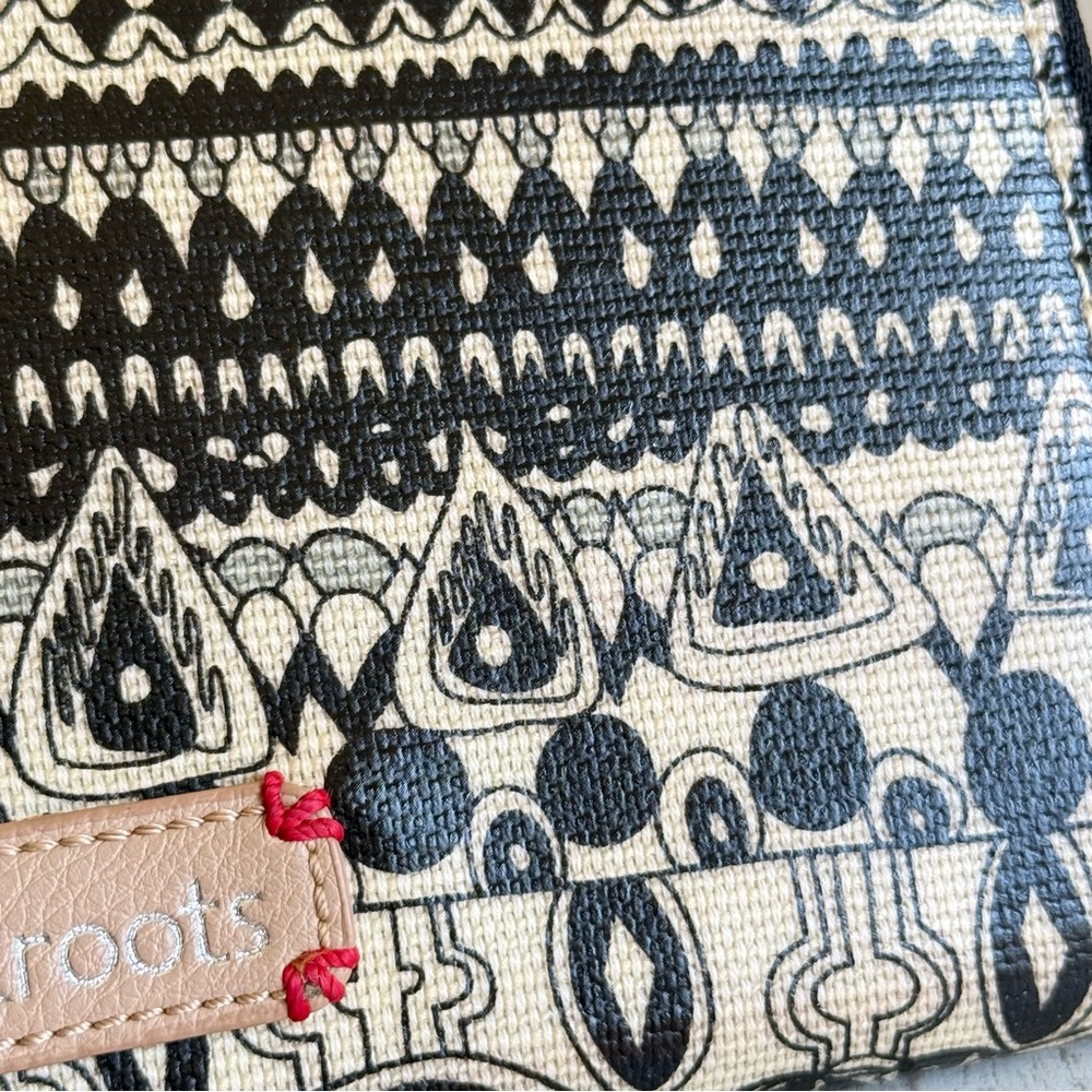 Sak Roots Wallet - Picture 12 of 12